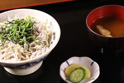 お昼のメニュー